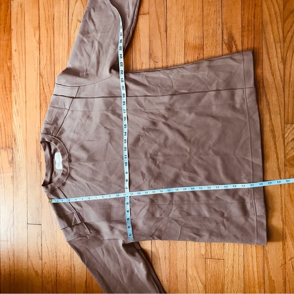 Dept. Anonym Expandable Camel Sweatshirt - Picture 10 of 10